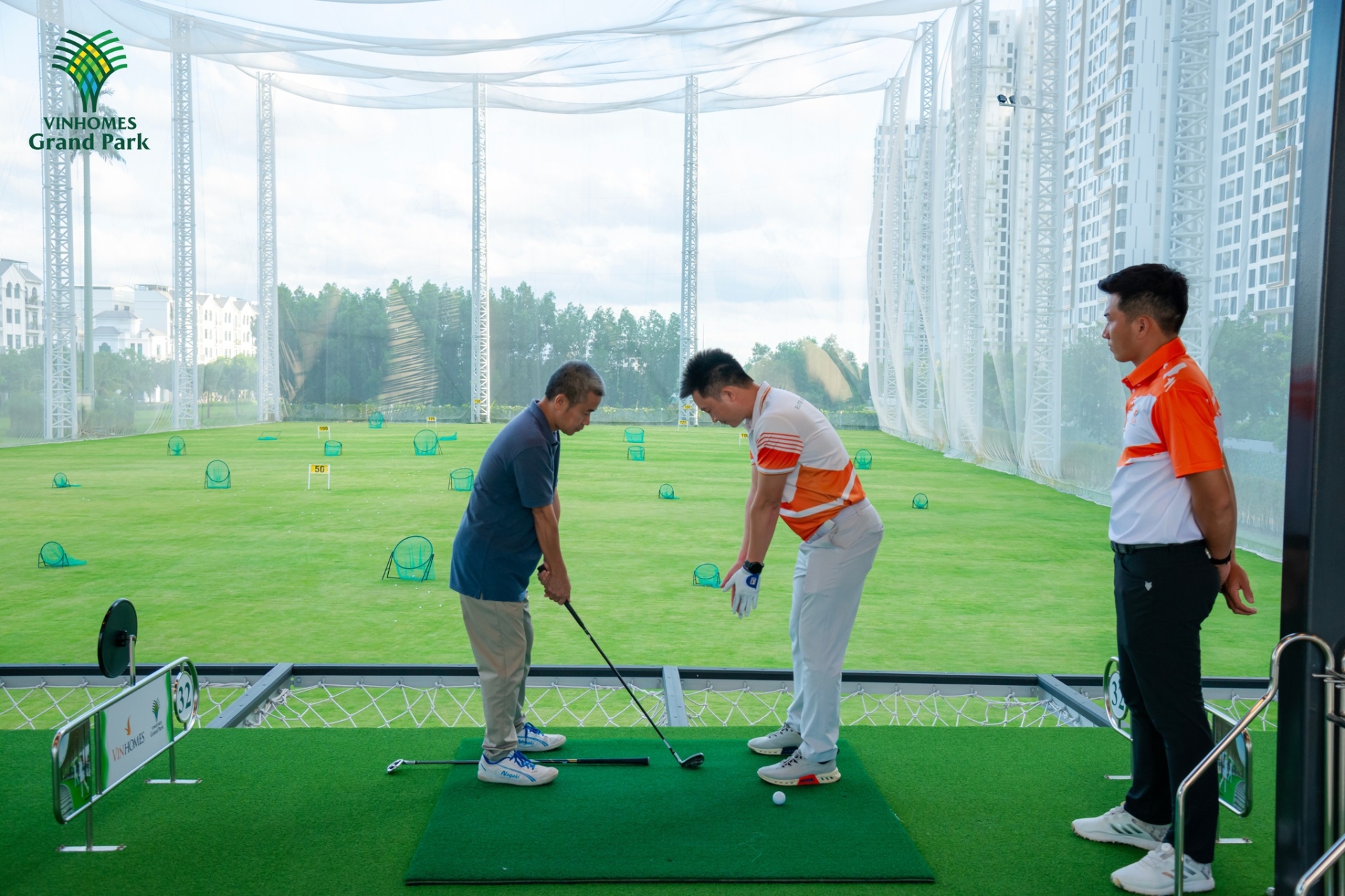 CLB đã được lên lịch sẵn -  Cư dân Grand Park chỉ việc tận hưởng