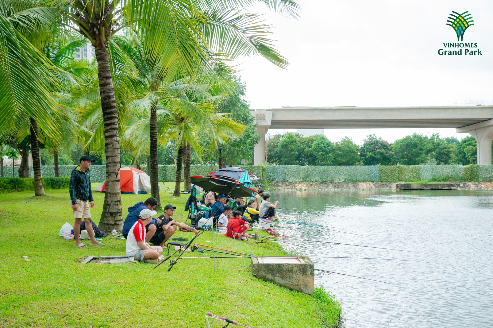 CLB đã được lên lịch sẵn -  Cư dân Grand Park chỉ việc tận hưởng