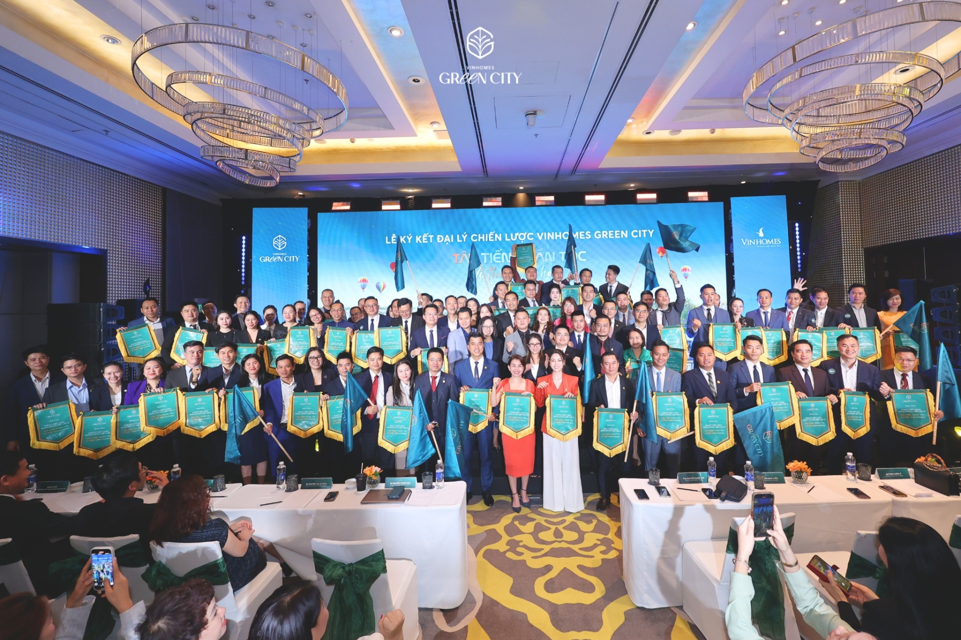 Lễ ký kết đại lý chiến lược của Vinhomes Green City