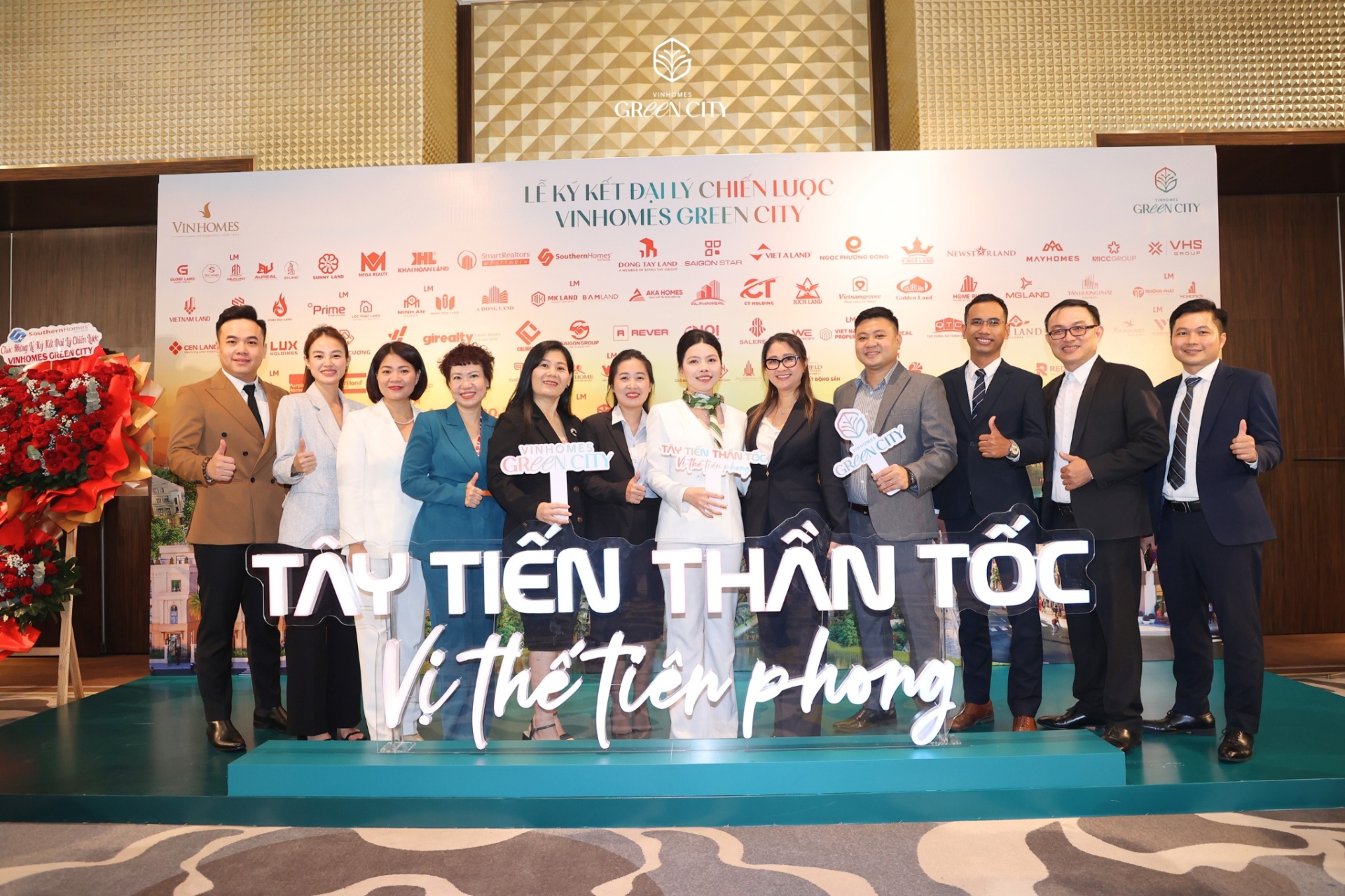 Lễ ký kết đại lý chiến lược của Vinhomes Green City