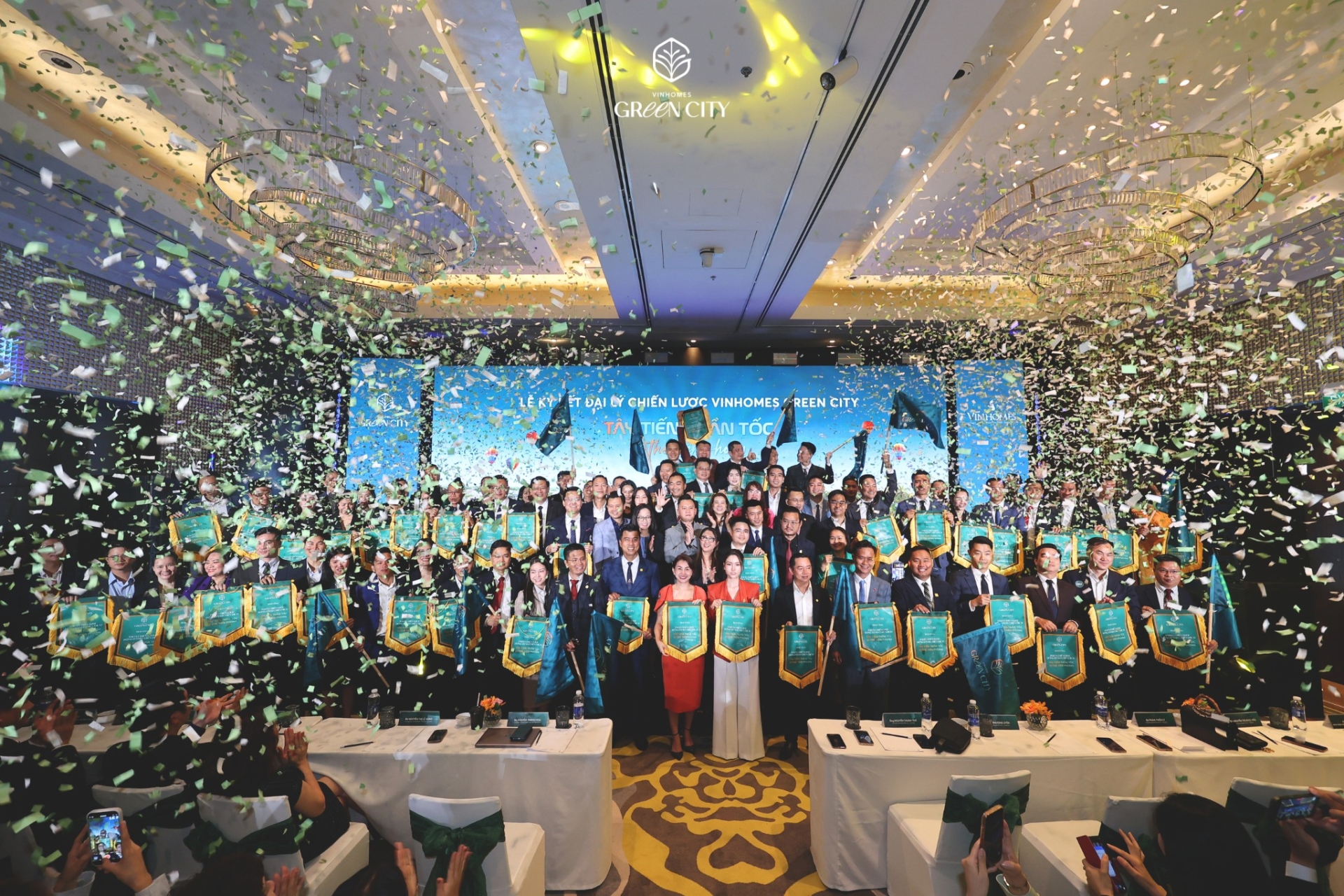 Lễ ký kết đại lý chiến lược của Vinhomes Green City