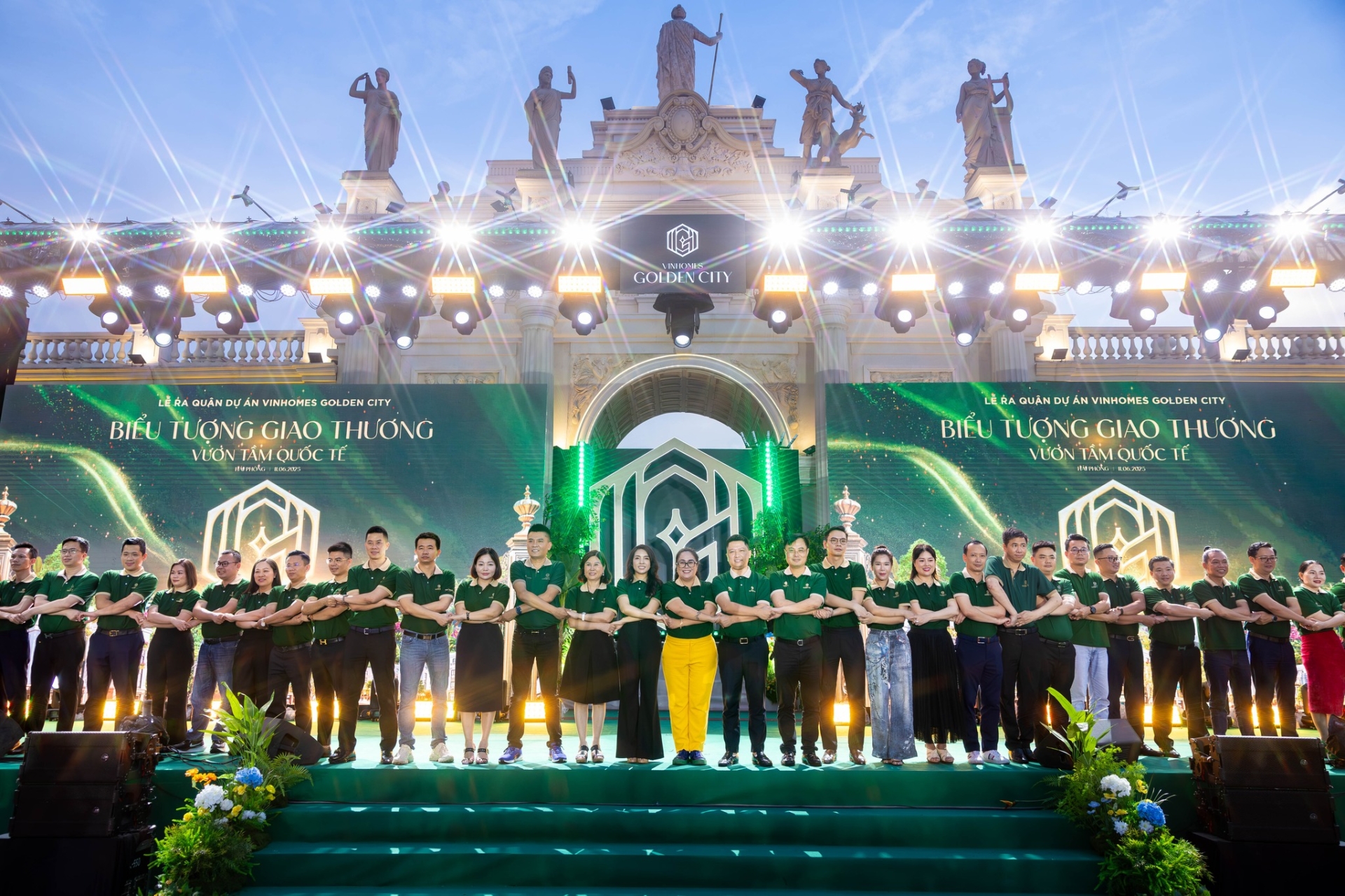 Sự kiện Kick Off Vinhomes Golden City - Chiến binh hội tụ, chinh phục đỉnh cao