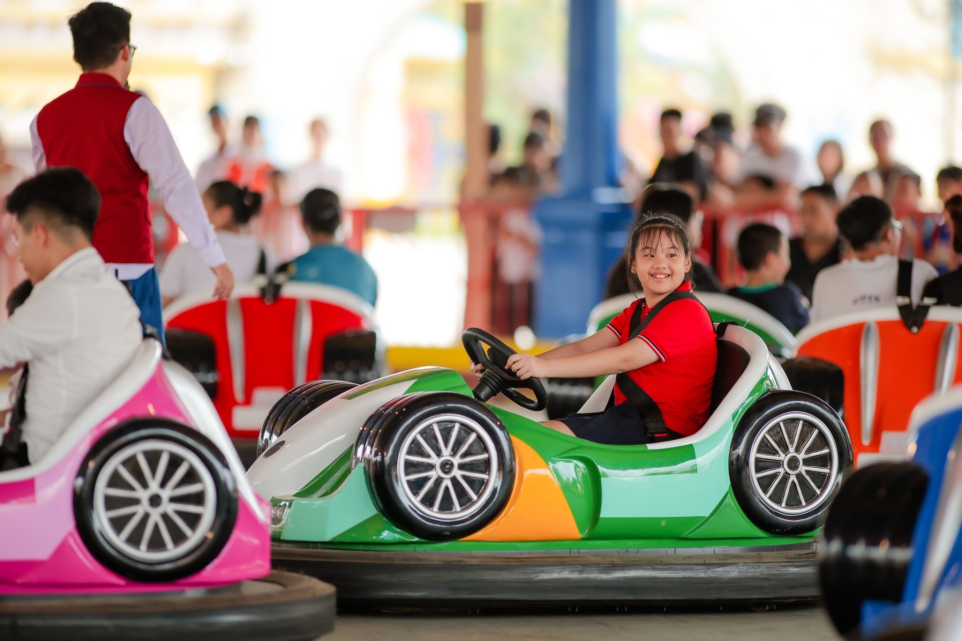 Chỉ hơn 1 giờ di chuyển từ Hà Nội - Hè này thỏa sức vui chơi VinWonders - Công viên giải trí & Vườn thú lớn nhất Bắc Bộ mà không cần đi xa