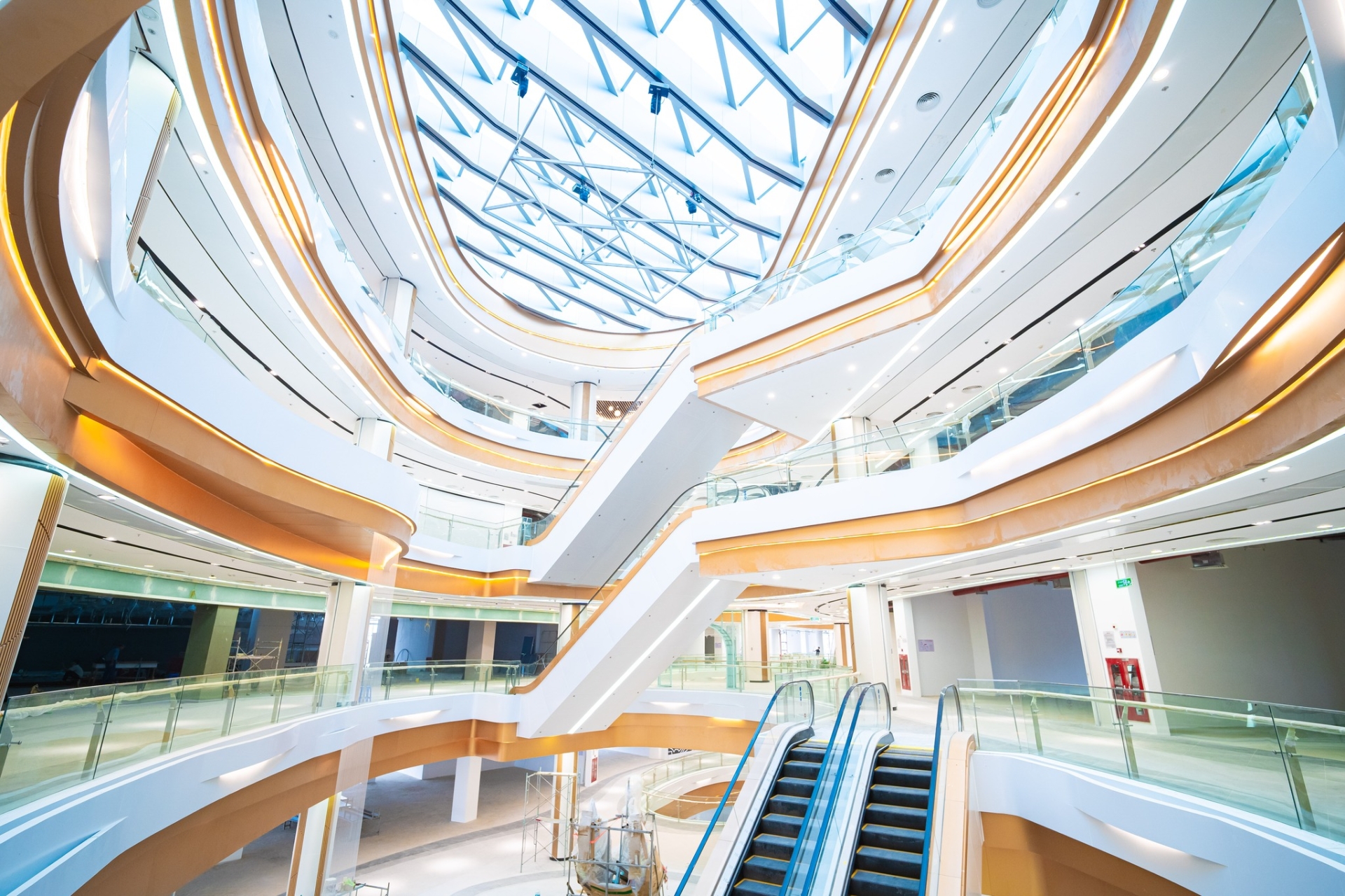 Vincom Mega Mall Royal Island sắp khai trương - Cư dân về ở ngay hưởng lợi nhân đôi