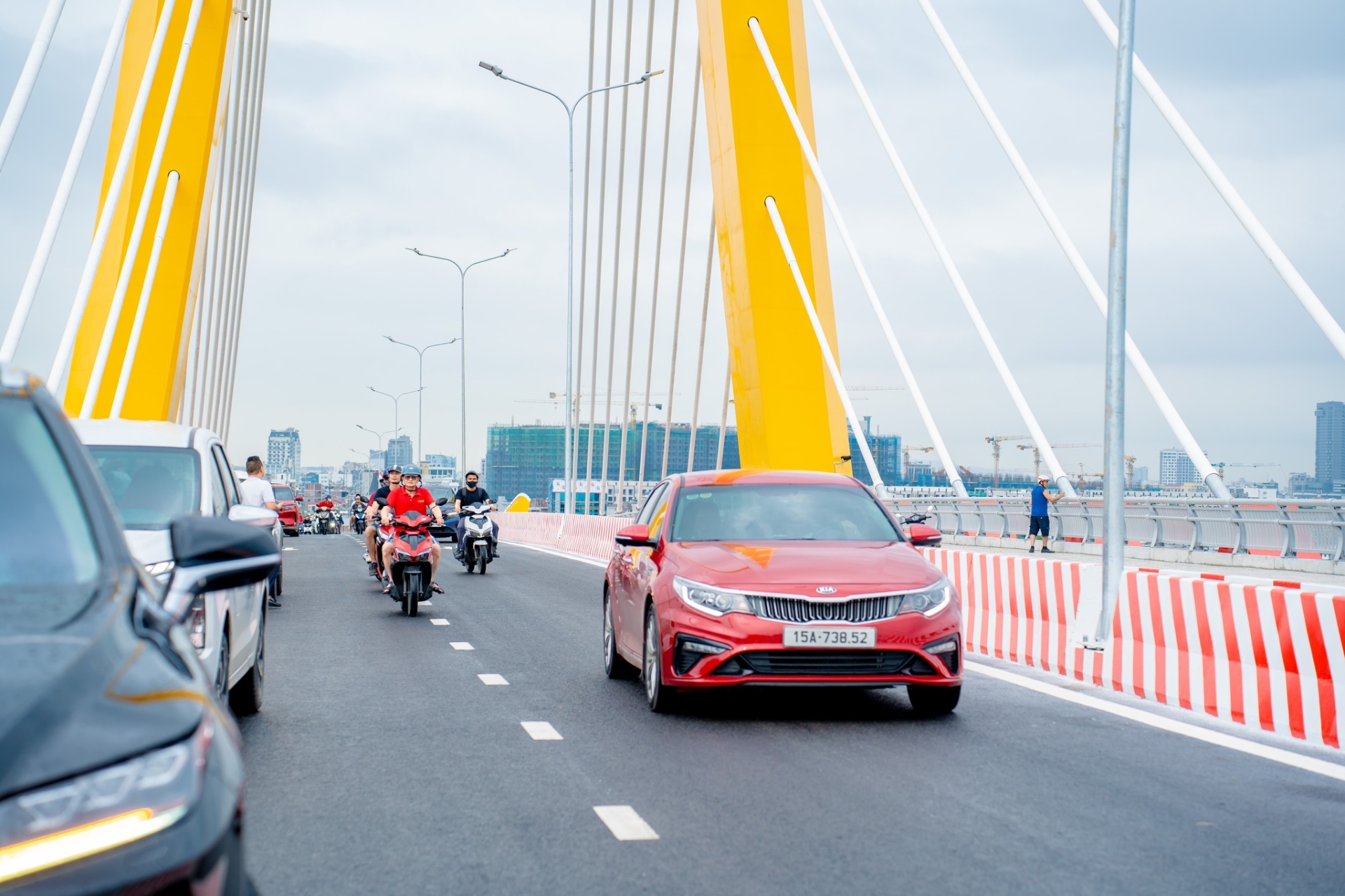 15/07/2025 - Cột mốc lịch sử kép! Cầu Hoàng Gia thông xe - Hải Phòng đón nhận 15 tỷ USD vốn FDI chỉ trong 1 ngày