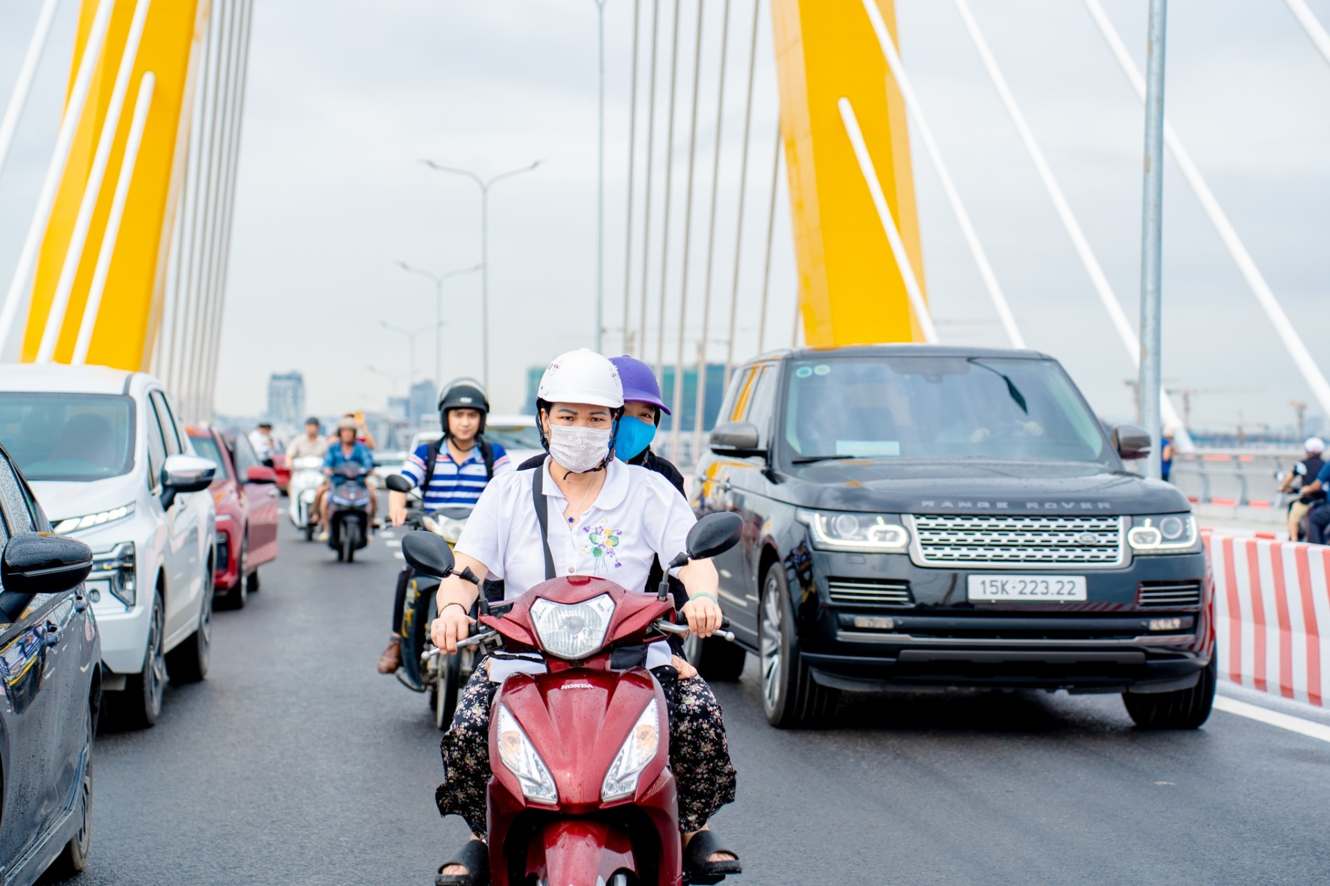 15/07/2025 - Cột mốc lịch sử kép! Cầu Hoàng Gia thông xe - Hải Phòng đón nhận 15 tỷ USD vốn FDI chỉ trong 1 ngày