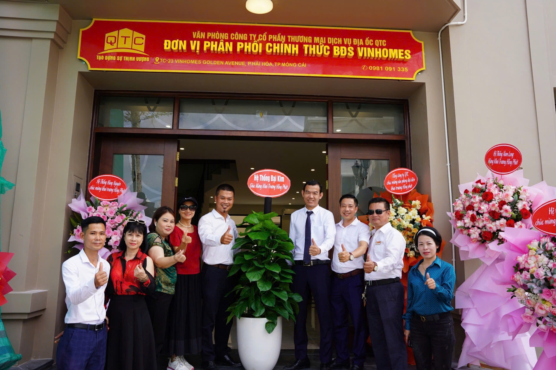 Khai trương VPBH tại Vinhomes Golden Avenue - Móng Cái