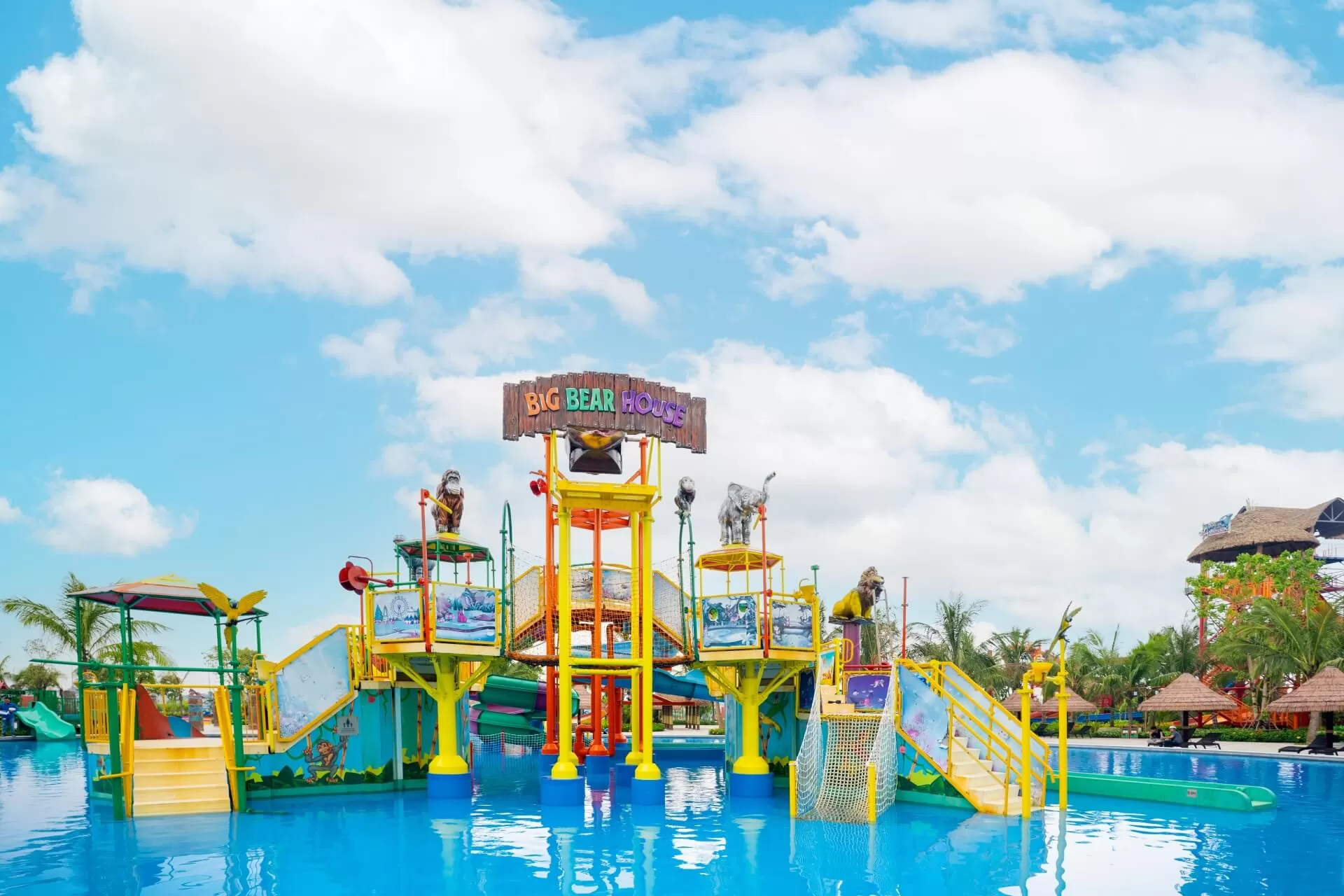 Trọn bộ ưu đãi VinWonders Wave Park & Water Park mới nhất