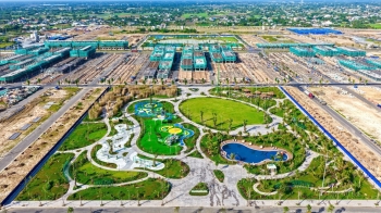 Chỉ sau vài tháng mở bán, hệ tiện ích xanh, công viên, hồ nước 40ha của Vinhomes Green City đã dần lộ diện