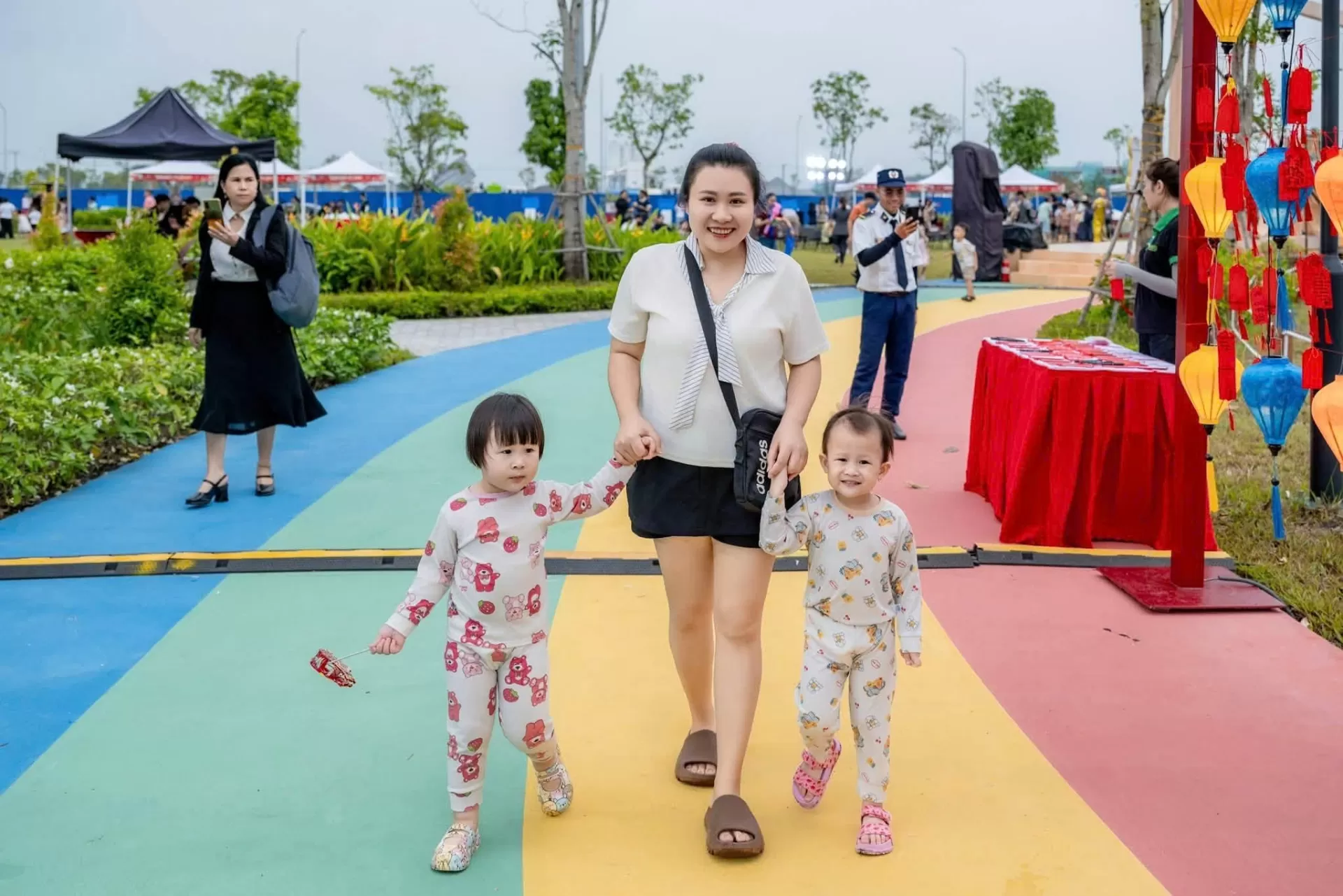 Một mùa trăng khép lại, nhưng những kết nối vẫn còn ở lại