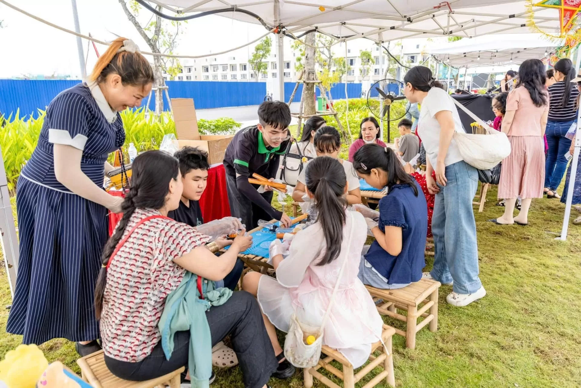 Một mùa trăng khép lại, nhưng những kết nối vẫn còn ở lại