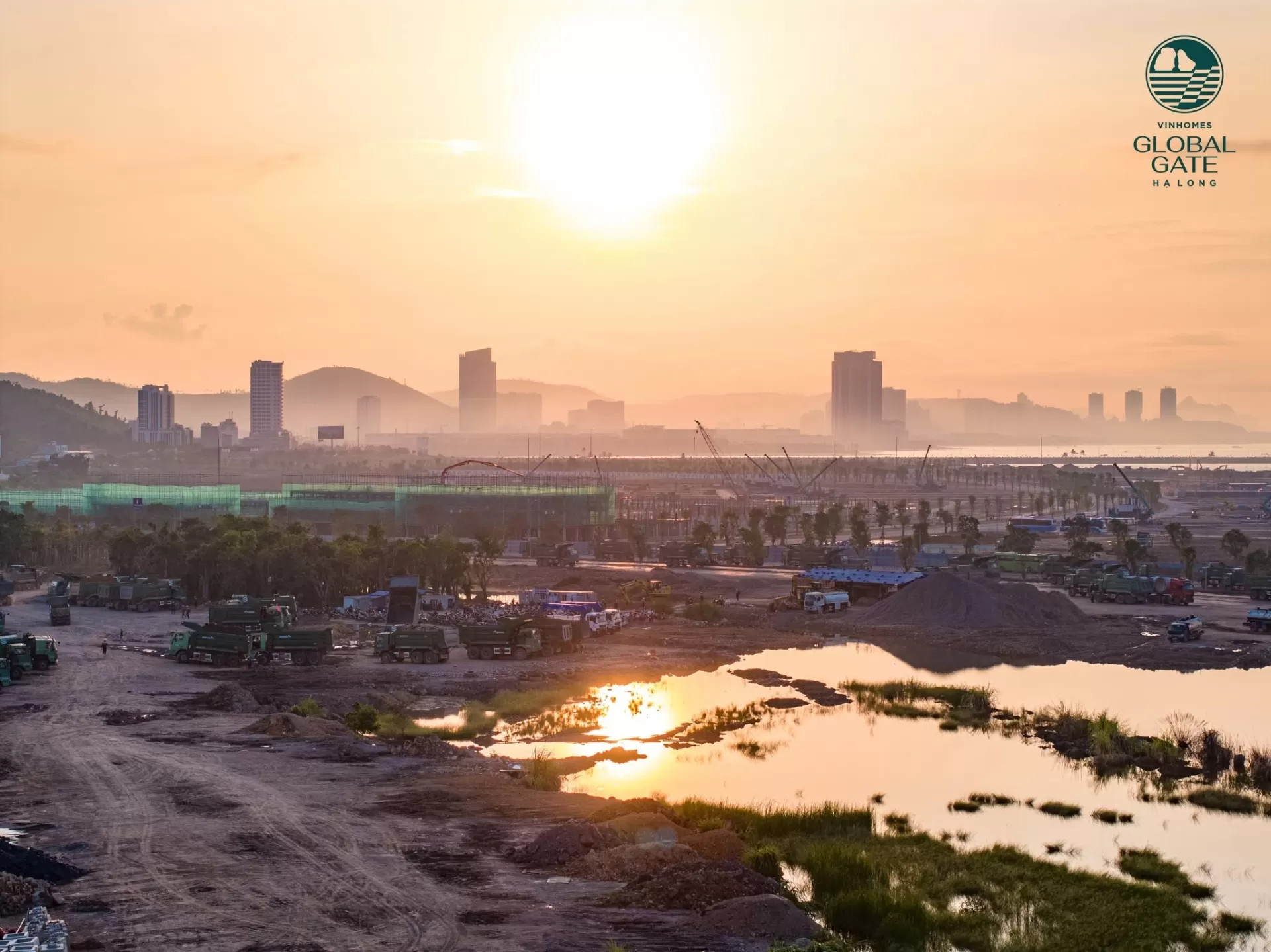 Hoàng hôn phủ sắc vàng, diện mạo mới dần hiện hữu