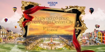 Lễ hội cổ phục Hoàng Gia - Mở khóa hành trình di sản