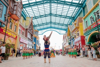 Chỉ hơn 1 giờ di chuyển từ Hà Nội - Hè này thỏa sức vui chơi VinWonders - Công viên giải trí & Vườn thú lớn nhất Bắc Bộ mà không cần đi xa