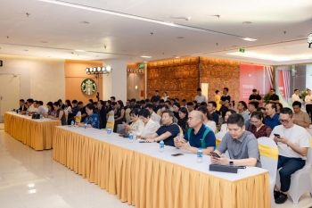 Toàn cảnh sự kiện khai trương sa bàn Vinhomes Royal Island tại Vincom Plaza Long Biên