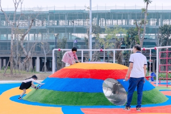 Live The Wonder - Sống trọn kỳ quan