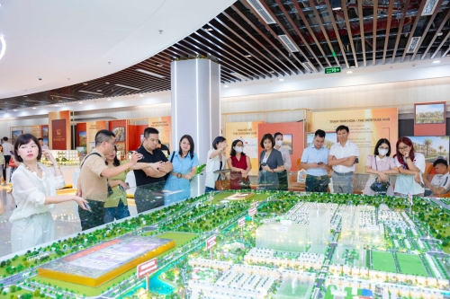 Trải nghiệm thực tế sa bàn các dòng sản phẩm Vinhomes Wonder City